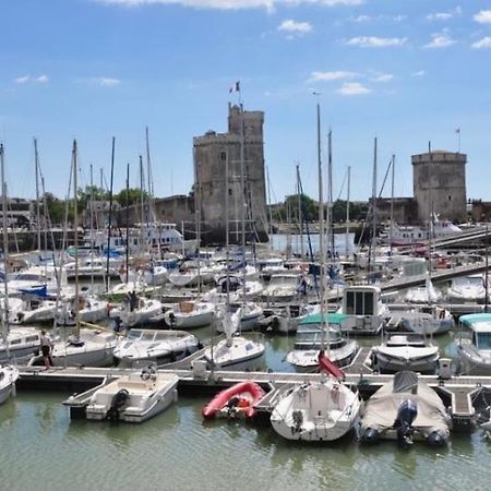 Maison Terrasse Proche Centre Ville Et Ile De Re La Rochelle  Kültér fotó