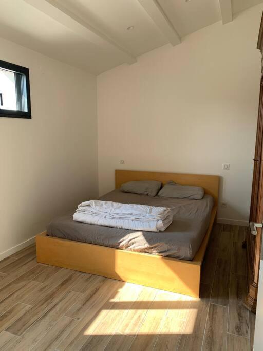 Maison Terrasse Proche Centre Ville Et Ile De Re La Rochelle  Kültér fotó
