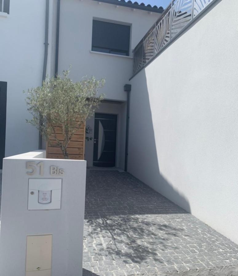 Maison Terrasse Proche Centre Ville Et Ile De Re La Rochelle  Kültér fotó